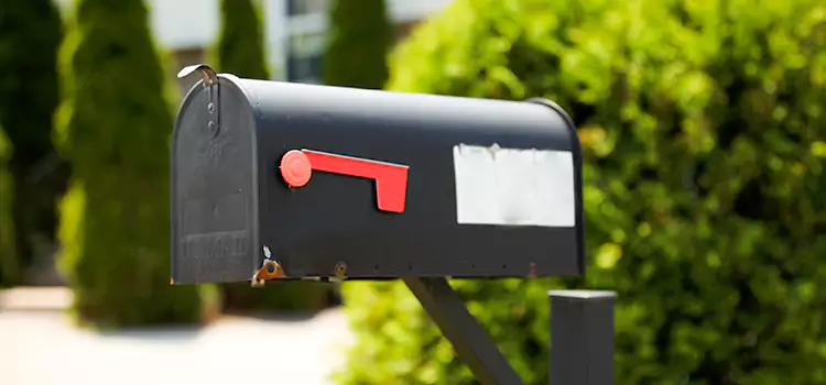 Secure Mailboxes for Packages Sterling